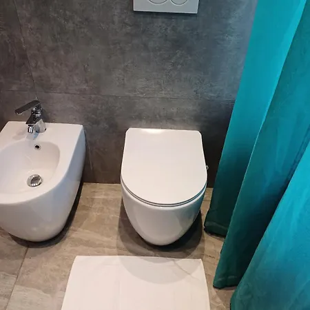 Leone Di Apartment