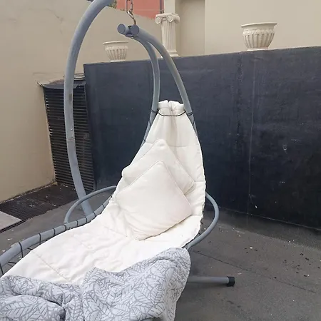 Leone Di Apartament *